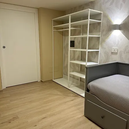Beata Elia Loft
